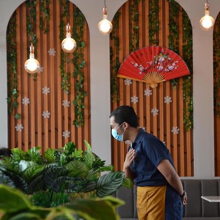 Kala Hotel Semarang Jomblang Экстерьер фото