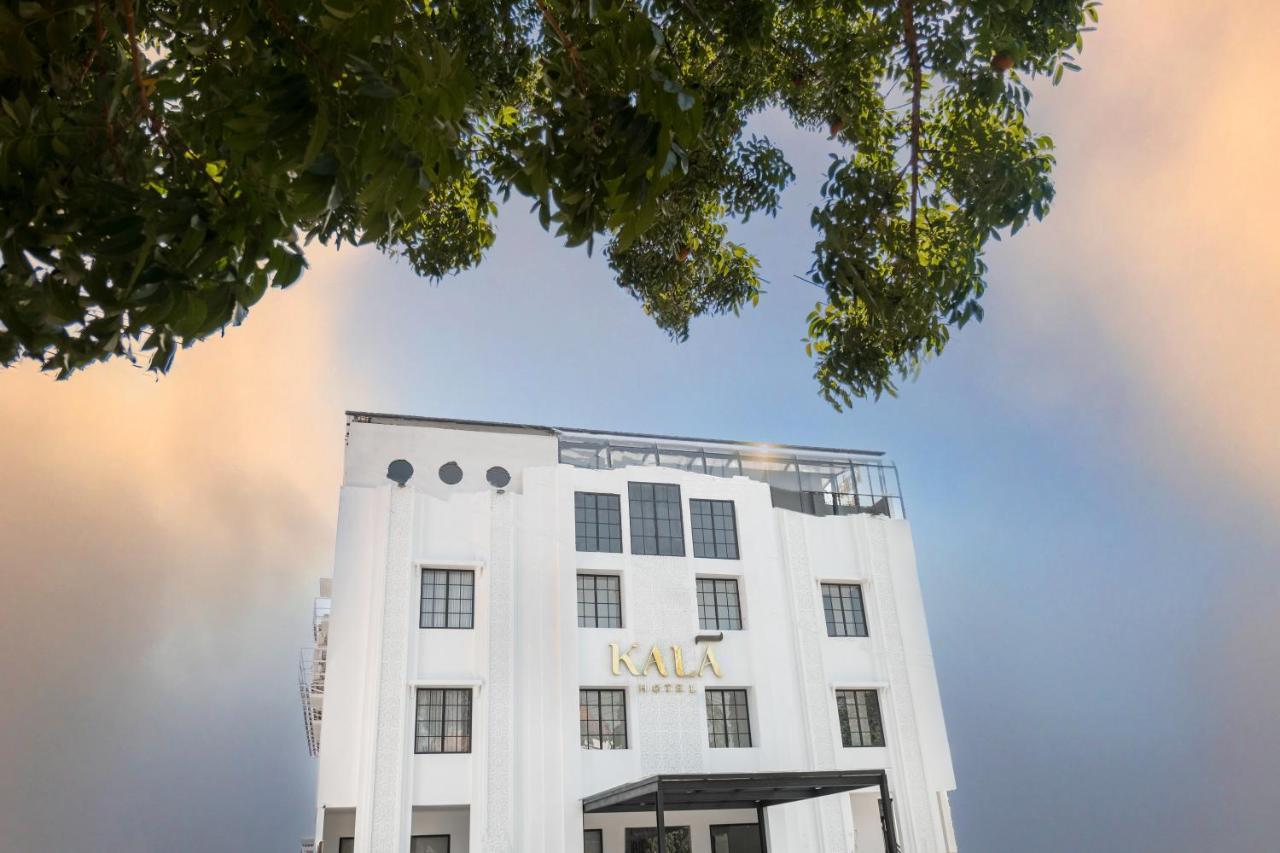 Kala Hotel Semarang Jomblang Экстерьер фото