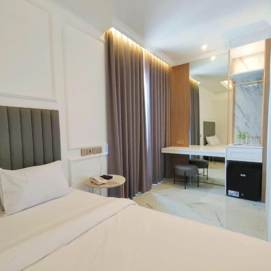 Kala Hotel Semarang Jomblang Экстерьер фото