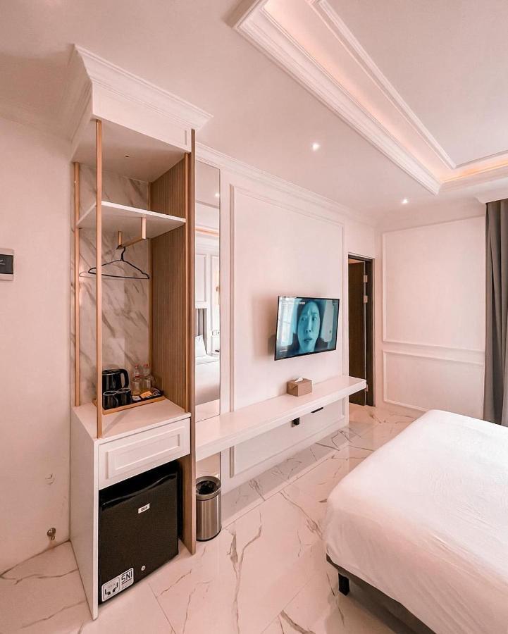 Kala Hotel Semarang Jomblang Экстерьер фото